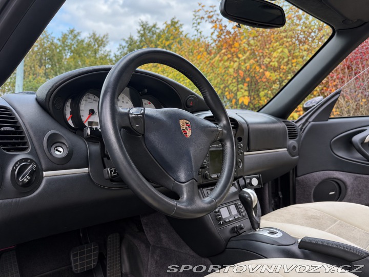 Porsche 911 Porsche 911 Carrera 4 2002