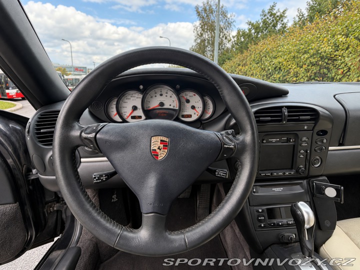Porsche 911 Porsche 911 Carrera 4 2002