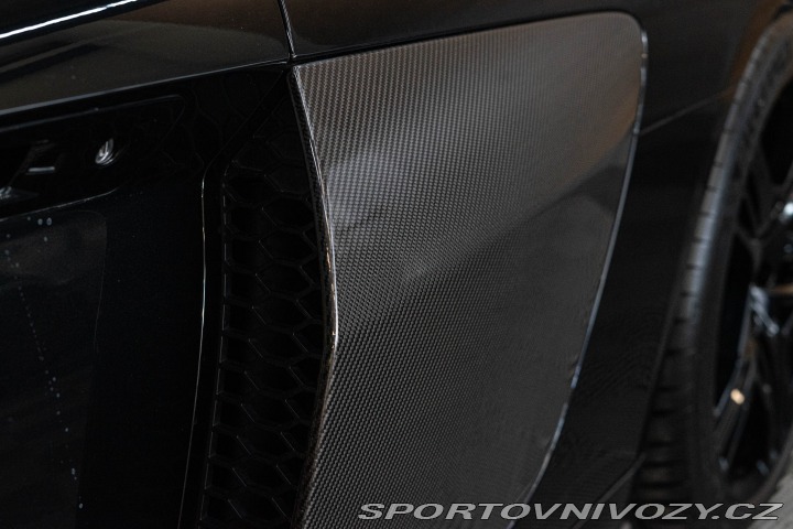 Audi R8 2024