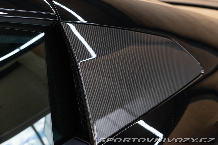 Audi R8 2024