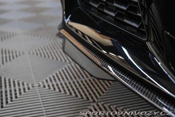 Audi R8 2024