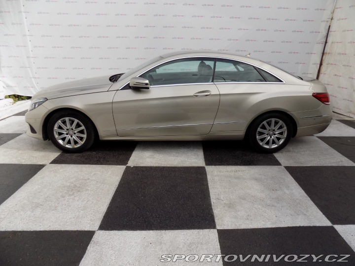 Mercedes-Benz E 220d Coupé/Full-Led/NAVI/ 2014