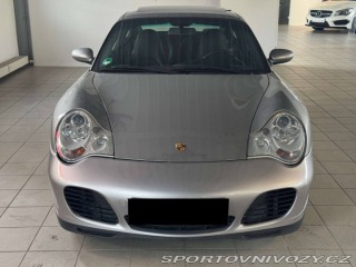 Porsche 911 Carrera 4 2004