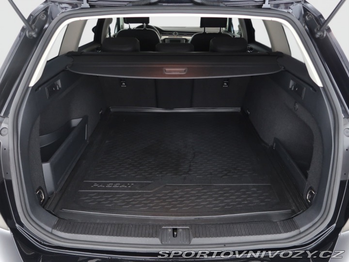 Volkswagen Ostatní modely Passat Highline 2.0 BiTDI 2016