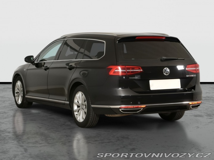 Volkswagen Ostatní modely Passat Highline 2.0 BiTDI 2016