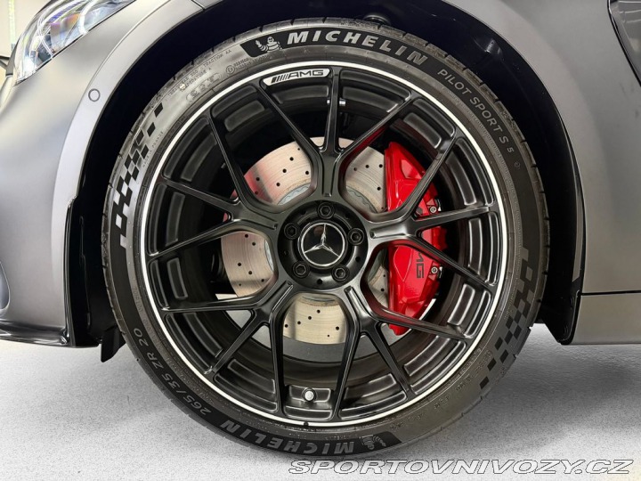 Mercedes-Benz Ostatní modely 4MATIC+ PERFORMANCE, PANO 2026