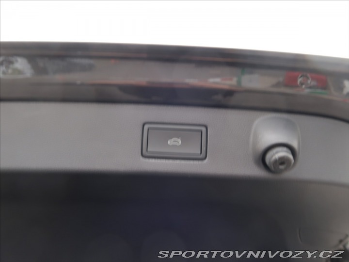 Volkswagen Arteon 2,0 TDI SB R-Line DSG 110 2023