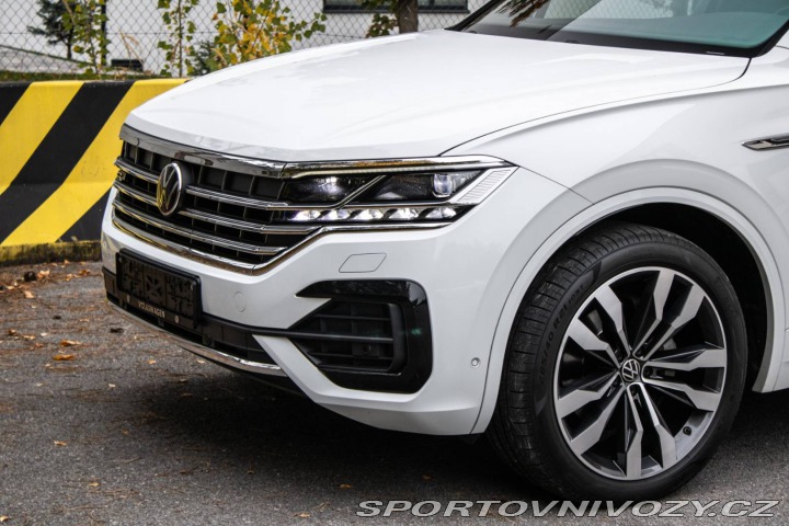 Volkswagen Ostatní modely Touareg 3.0 TDI R-Line 210kW Tip 2021