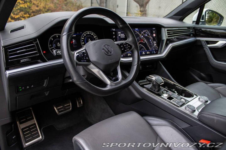 Volkswagen Ostatní modely Touareg 3.0 TDI R-Line 210kW Tip 2021
