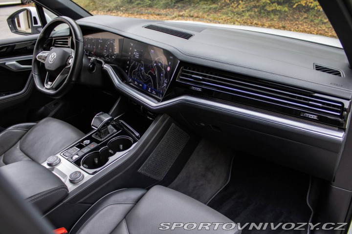 Volkswagen Ostatní modely Touareg 3.0 TDI R-Line 210kW Tip 2021