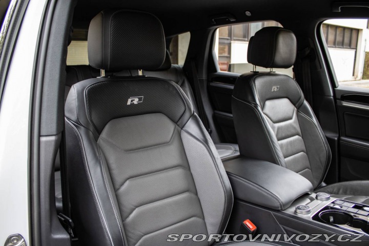 Volkswagen Ostatní modely Touareg 3.0 TDI R-Line 210kW Tip 2021