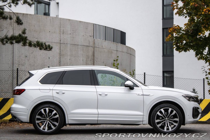Volkswagen Ostatní modely Touareg 3.0 TDI R-Line 210kW Tip 2021