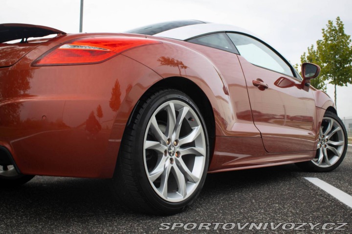 Peugeot RCZ 1.6 200k / AJ NA SPLÁTKY 2011