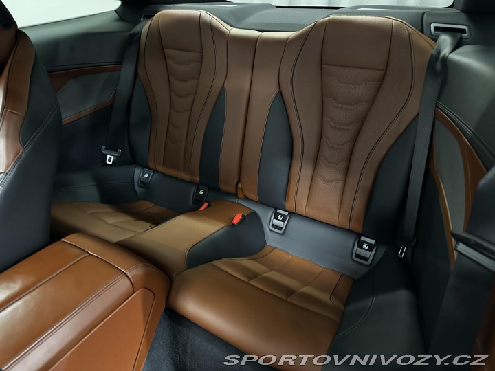 BMW 8 840d xDrive Coupé M Sport 2022