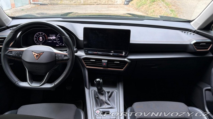 Cupra Formentor 1.5 TSI man,tažné,19,ACC 2022