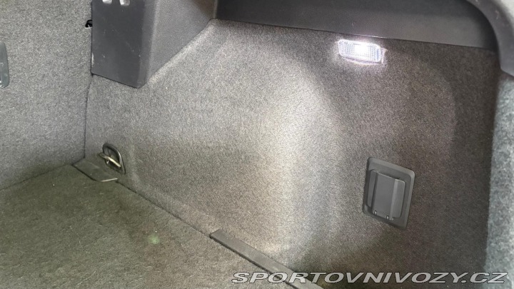 Cupra Formentor 1.5 TSI man,tažné,19,ACC 2022