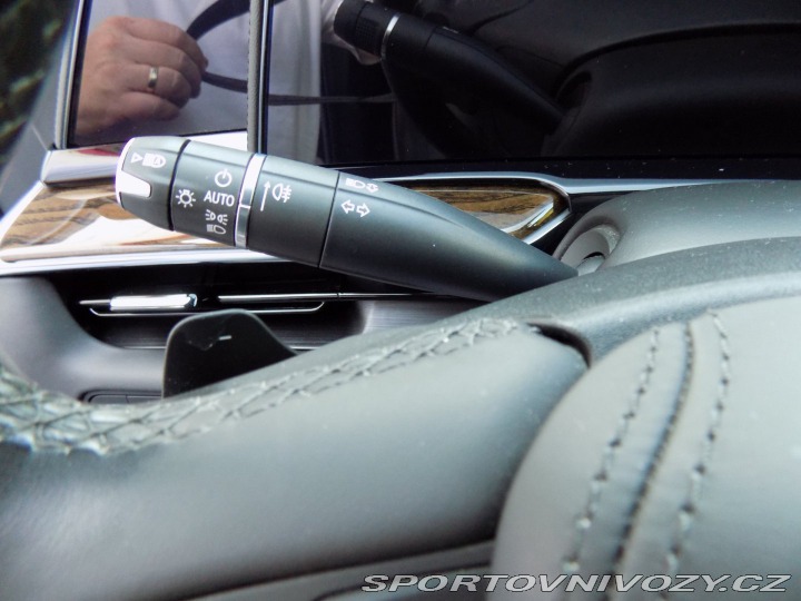 Ostatní značky Ostatní modely Cadillac Escalade 6.2/V8/4WD/Sport Platinum 2022