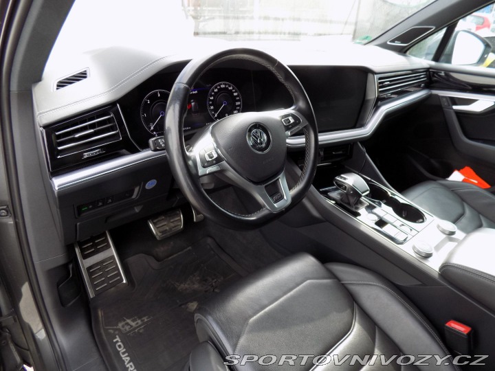 Volkswagen Ostatní modely Touareg 3.0TDI/R-Line/4x4/AT/Matr 2018