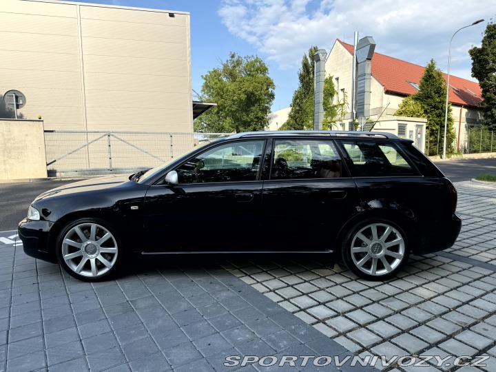 Audi RS4 RS4 B5 2001