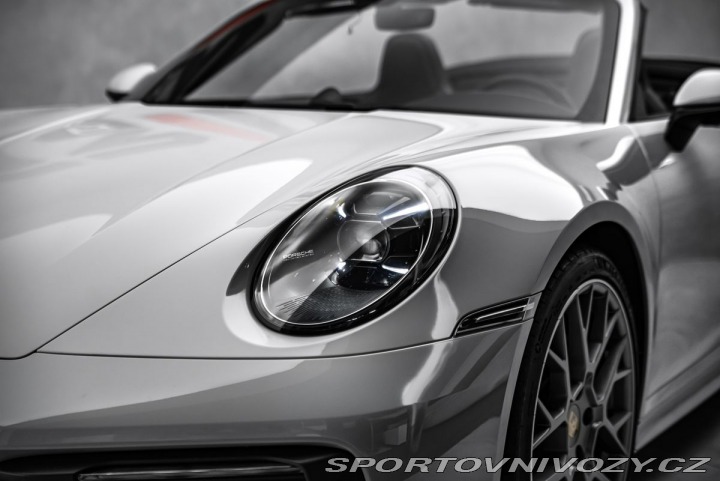Porsche Ostatní modely Sport Chrono, výfuky, ven 2023