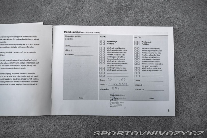 Porsche Ostatní modely Sport Chrono, výfuky, ven 2023