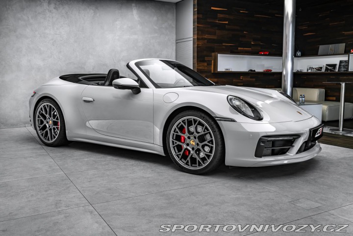 Porsche Ostatní modely Sport Chrono, výfuky, ven 2023