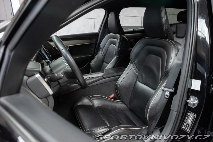 Volvo V90 D5 AWD R-DESIGN*HARMAN/KA 2020
