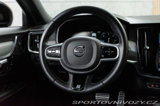 Volvo V90 D5 AWD R-DESIGN*HARMAN/KA 2020
