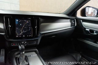 Volvo V90 D5 AWD R-DESIGN*HARMAN/KA 2020