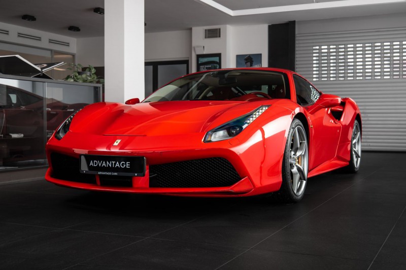 Ferrari 488 