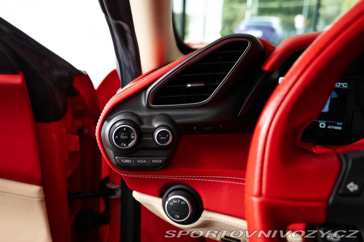 Ferrari 488 2019