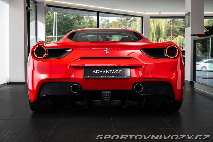 Ferrari 488 2019