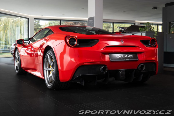 Ferrari 488 2019