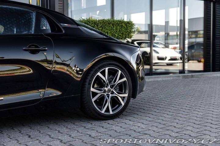 Alpine A110 2021