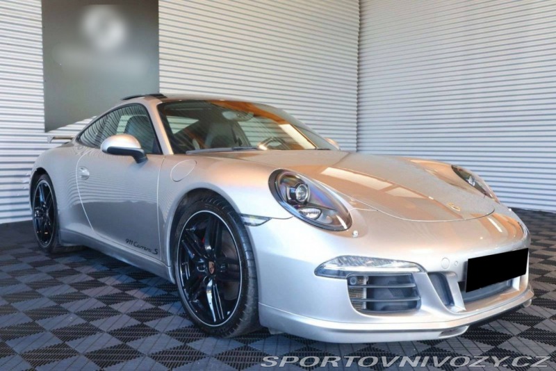 Porsche 911 Carrera S (991)