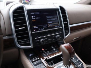 Porsche Cayenne 4.8 Turbo S 405kW DPH CZ 2013