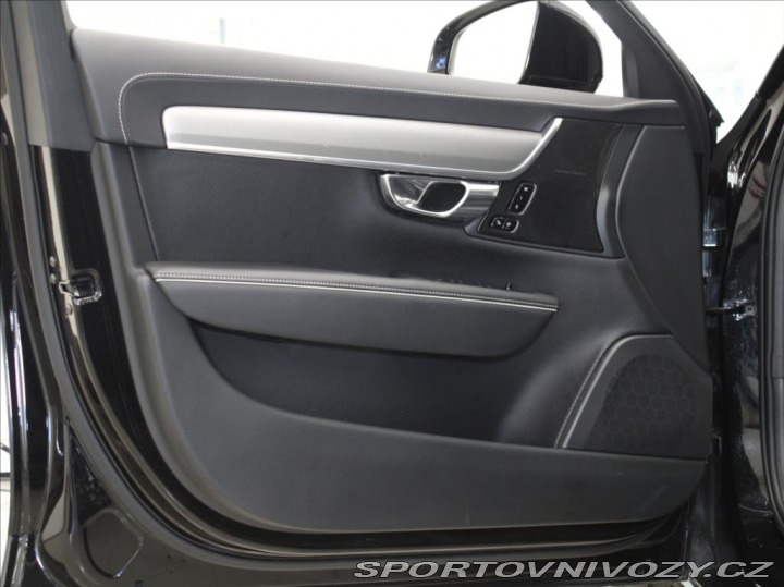 Volvo V90 2,0 T8 AWD PLUS Dark 59tk 2021