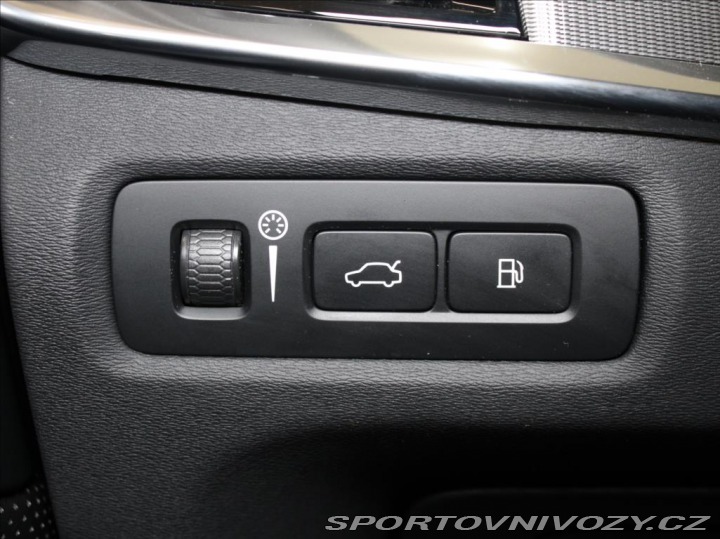 Volvo V90 2,0 T8 AWD PLUS Dark 59tk 2021