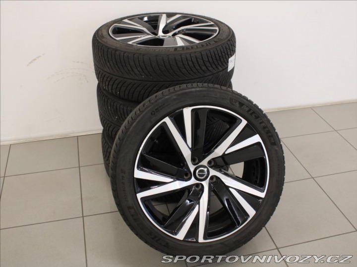 Volvo V90 2,0 T8 AWD PLUS Dark 59tk 2021