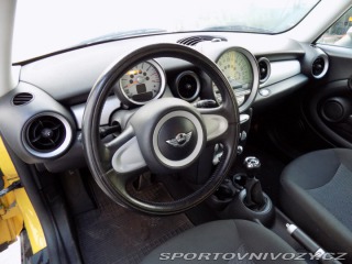 Mini Cooper 1.6i/Klimatizace/ 2007