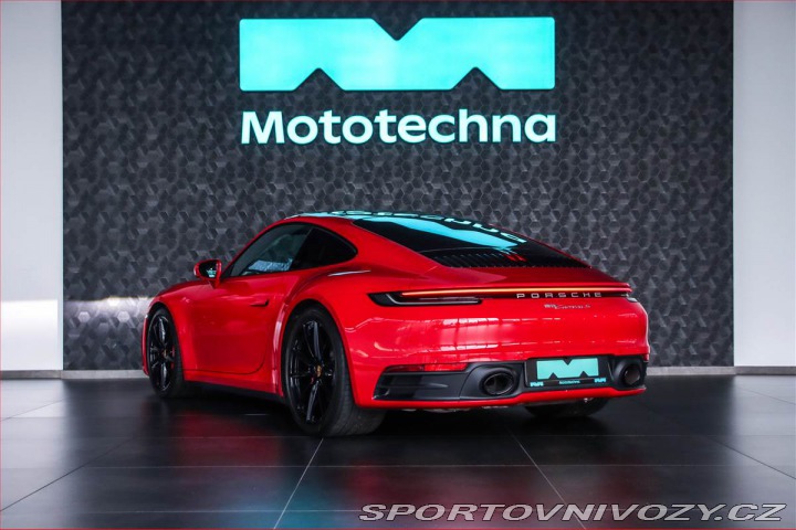 Porsche 911 Carrera S 2024