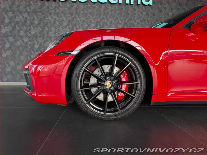 Porsche 911 Carrera S 2024