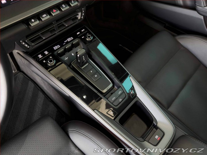 Porsche 911 Carrera S 2024