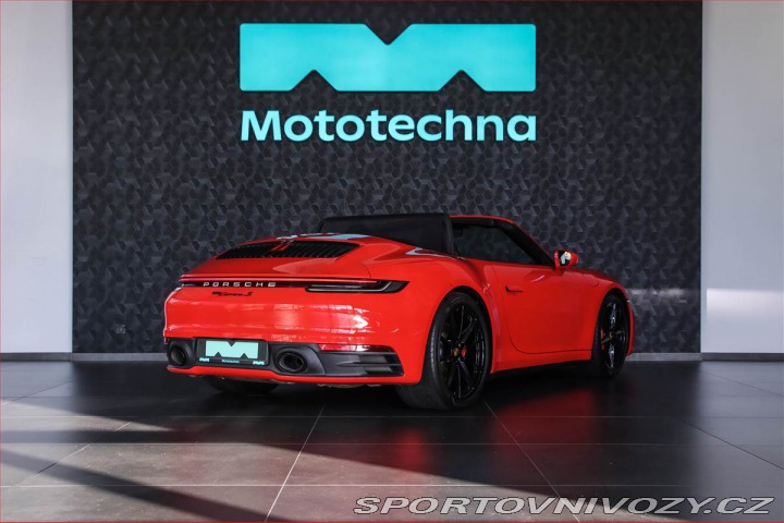 Porsche 911 Carrera S 2024