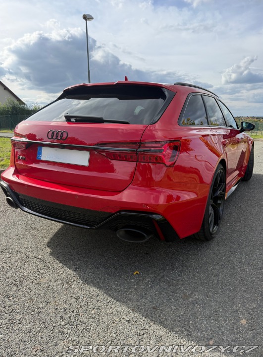Audi RS6  2021
