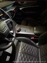 Audi RS6  2021