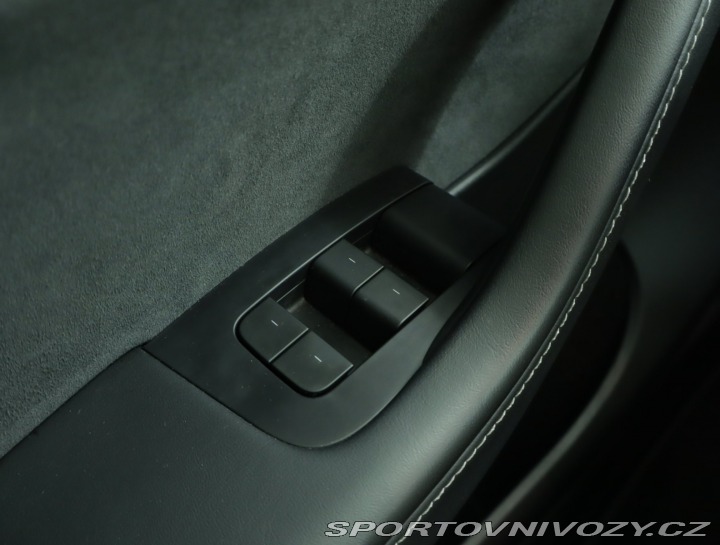 Tesla Model Y Long Range AWD 79kWh 2022