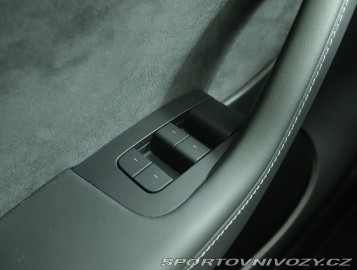 Tesla Model Y Long Range AWD 79kWh 2021