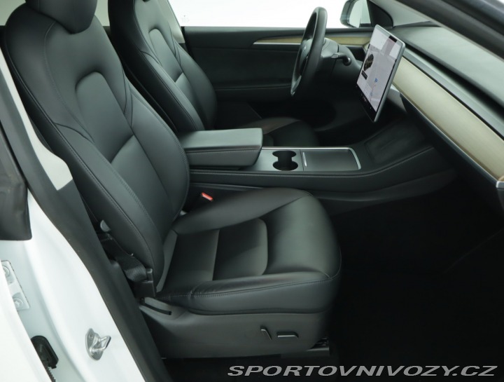 Tesla Model Y Long Range AWD 79kWh 2021