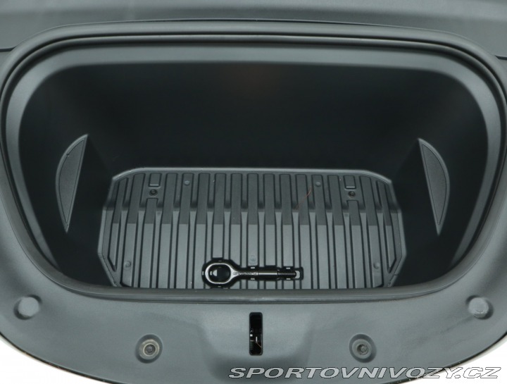 Tesla Model Y Long Range AWD 79kWh 2023